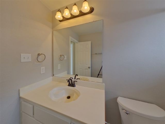 1533 Mill Creek Drive, Desoto, TX 75115