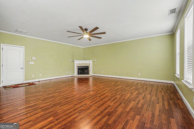 1420 Rose Terrace Circle, Loganville, GA 30052