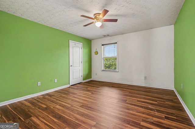 1420 Rose Terrace Circle, Loganville, GA 30052