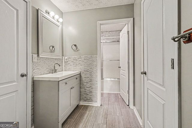 1420 Rose Terrace Circle, Loganville, GA 30052