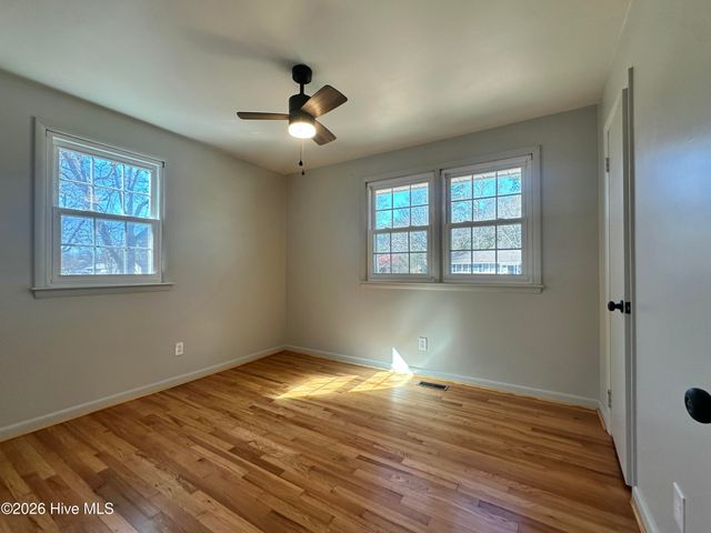 1030 Daniel Drive, Jacksonville, NC 28540