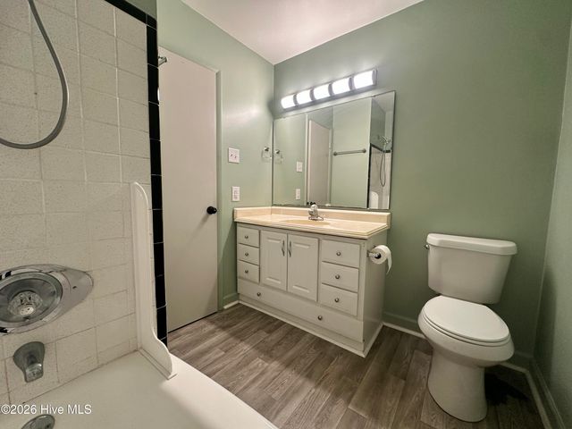 1030 Daniel Drive, Jacksonville, NC 28540