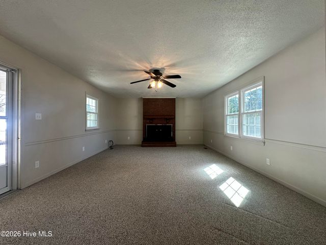 1030 Daniel Drive, Jacksonville, NC 28540