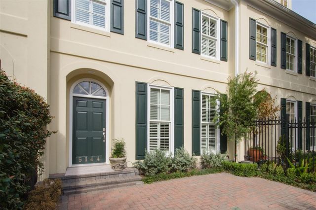 5144 Chevy Chase Drive, Houston, TX 77056