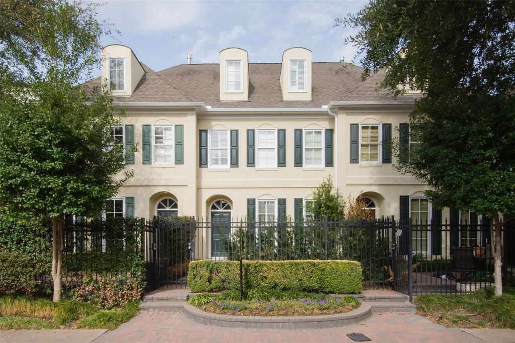 5144 Chevy Chase Drive, Houston, TX 77056