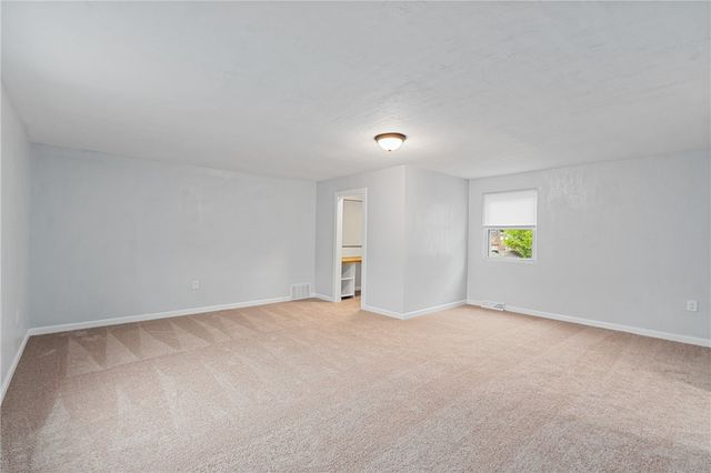 739 Kimball Ave, New Kensington, PA 15068
