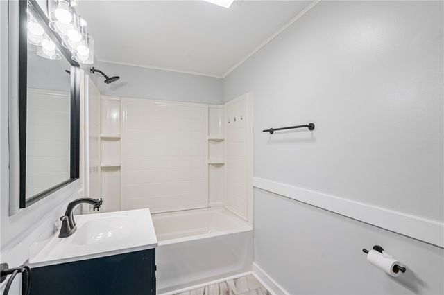 739 Kimball Ave, New Kensington, PA 15068