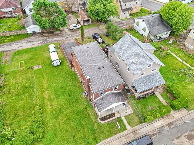 739 Kimball Ave, New Kensington, PA 15068