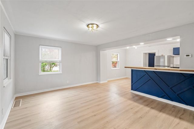739 Kimball Ave, New Kensington, PA 15068