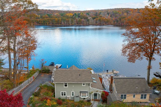 70 Lakeview Drive, Holmes, NY 12531