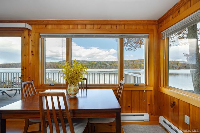 70 Lakeview Drive, Holmes, NY 12531