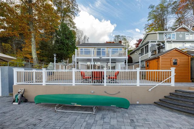 70 Lakeview Drive, Holmes, NY 12531