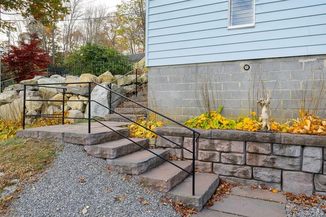 70 Lakeview Drive, Holmes, NY 12531