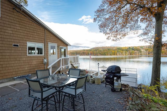 70 Lakeview Drive, Holmes, NY 12531