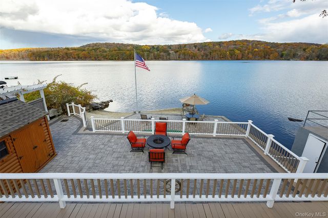 70 Lakeview Drive, Holmes, NY 12531