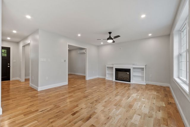 72 Cottage Ln B, Templeton, MA 01468