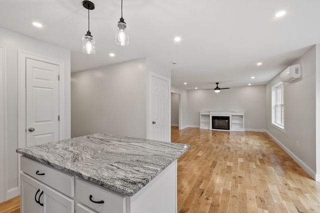 72 Cottage Ln B, Templeton, MA 01468