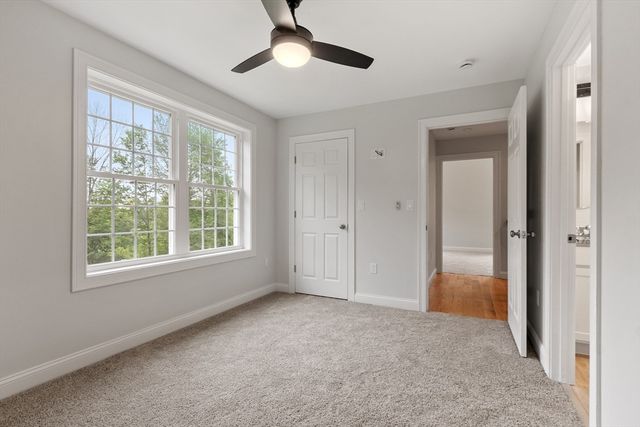 72 Cottage Ln B, Templeton, MA 01468