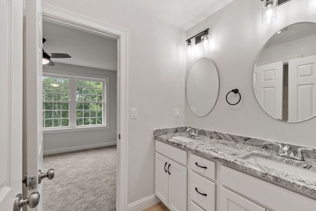 72 Cottage Ln B, Templeton, MA 01468