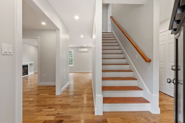 72 Cottage Ln B, Templeton, MA 01468