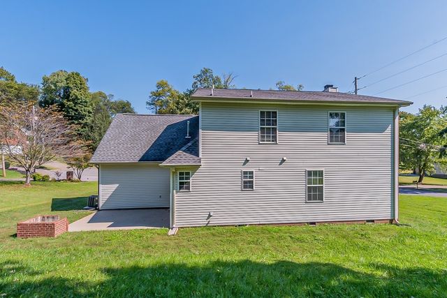 101 Donovan Ct, Hendersonville, TN 37075