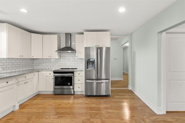 87 Romney Street, Charleston, SC 29403