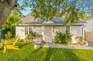 15 Albin Road, Stamford, CT 06902