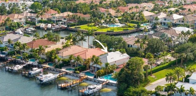 712 SANDY POINT Lane, North Palm Beach, FL 33410