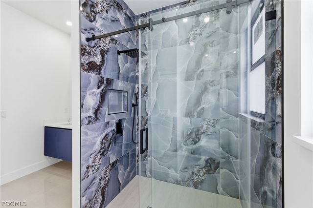 3211 6th ST SW, Lehigh Acres, FL 33976