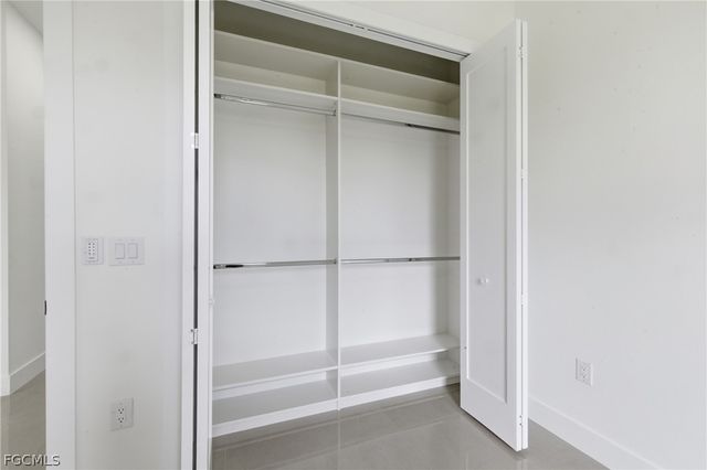 3211 6th ST SW, Lehigh Acres, FL 33976