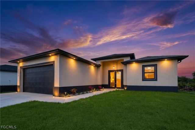 3211 6th ST SW, Lehigh Acres, FL 33976