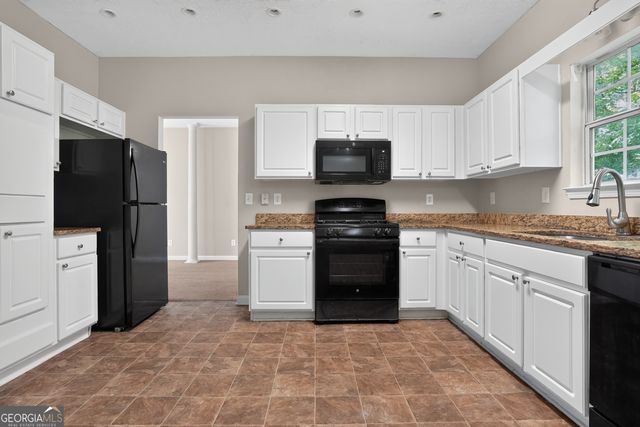6065 Shadow Lake View, Lithonia, GA 30058