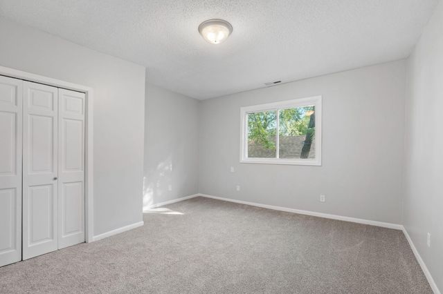 2810 Colfax Avenue N, Minneapolis, MN 55411