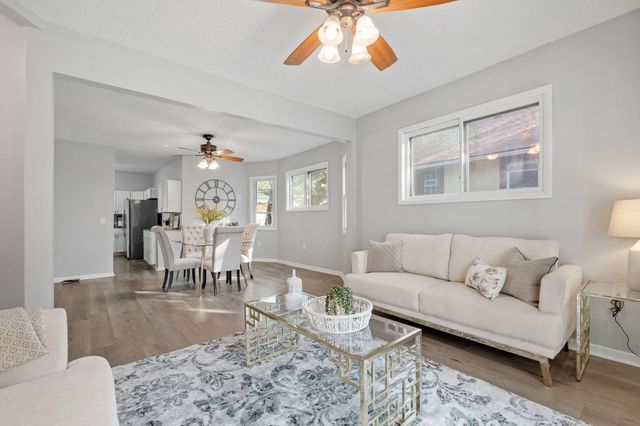 2810 Colfax Avenue N, Minneapolis, MN 55411