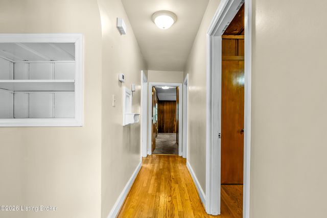 610 W Jefferson St, La Grange, KY 40031