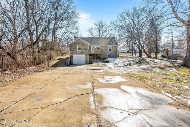 610 W Jefferson St, La Grange, KY 40031