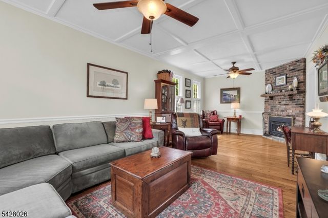 152 Long Hill Rd, Little Falls Twp., NJ 07424