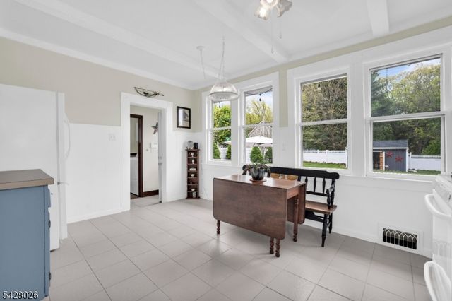 152 Long Hill Rd, Little Falls Twp., NJ 07424