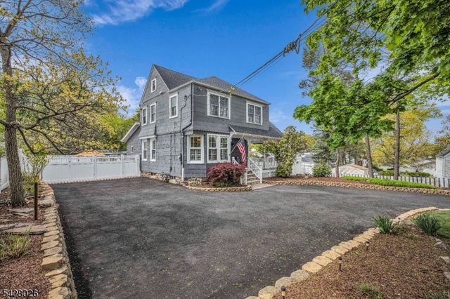 152 Long Hill Rd, Little Falls Twp., NJ 07424
