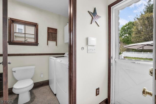 152 Long Hill Rd, Little Falls Twp., NJ 07424