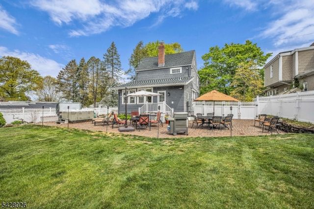 152 Long Hill Rd, Little Falls Twp., NJ 07424