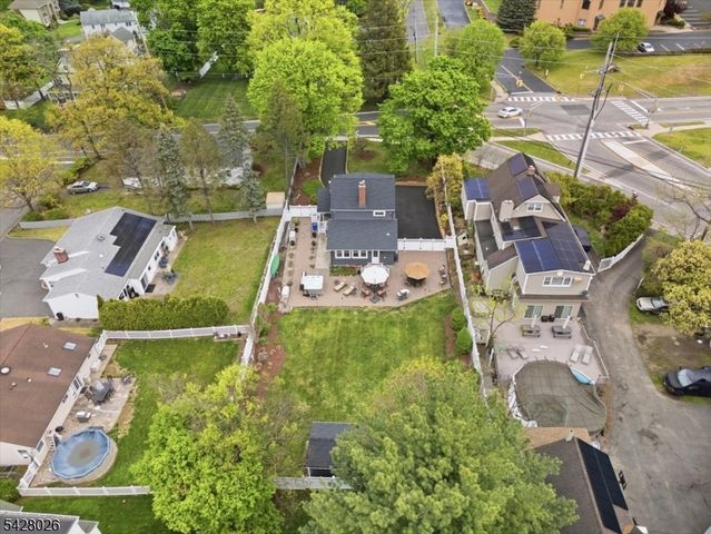 152 Long Hill Rd, Little Falls Twp., NJ 07424