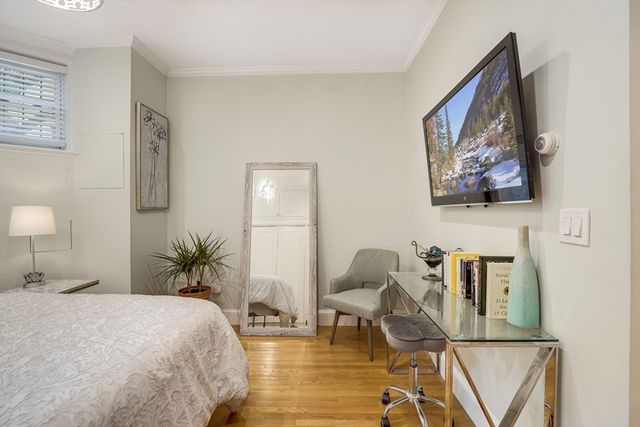 381 Marlborough St 1, Boston, MA 02115