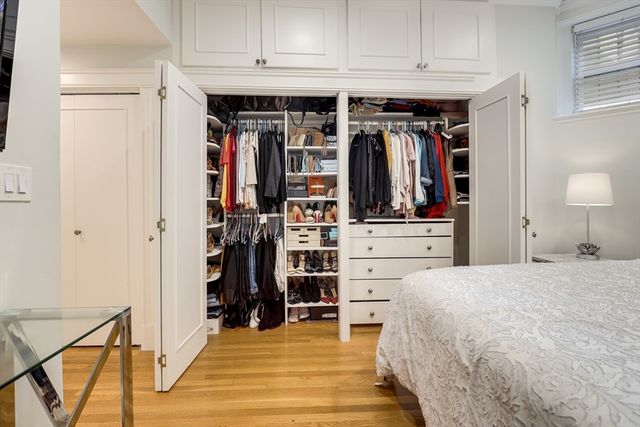 381 Marlborough St 1, Boston, MA 02115