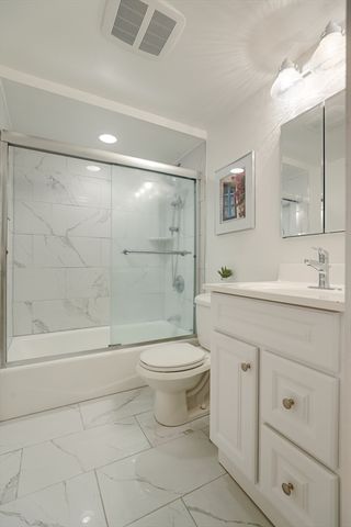 381 Marlborough St 1, Boston, MA 02115