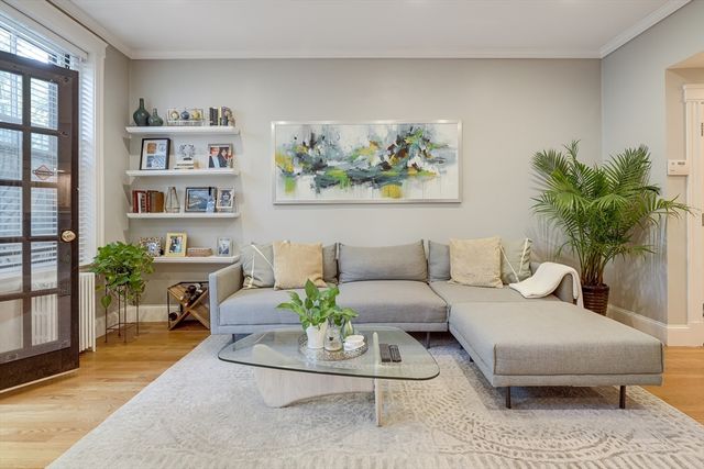 381 Marlborough St 1, Boston, MA 02115