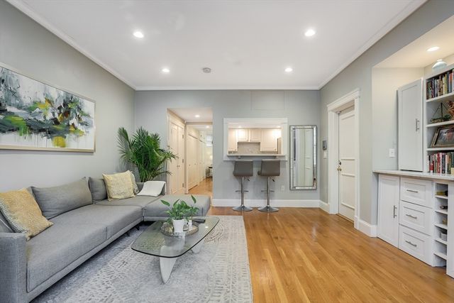 381 Marlborough St 1, Boston, MA 02115