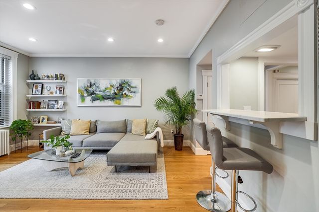 381 Marlborough St 1, Boston, MA 02115