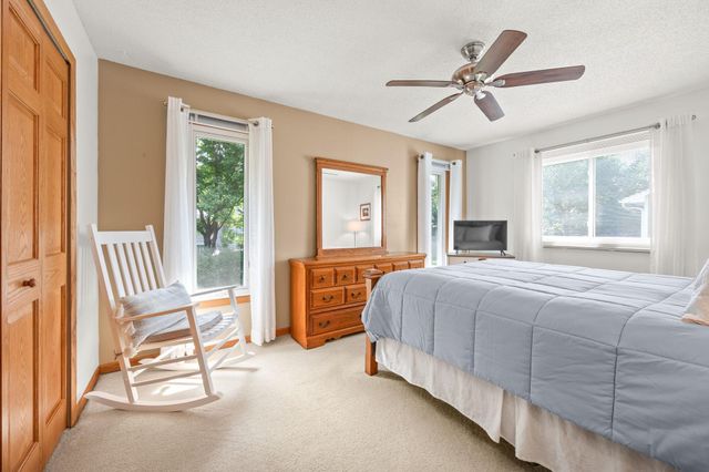 4830 Valley Forge Lane N, Plymouth, MN 55442