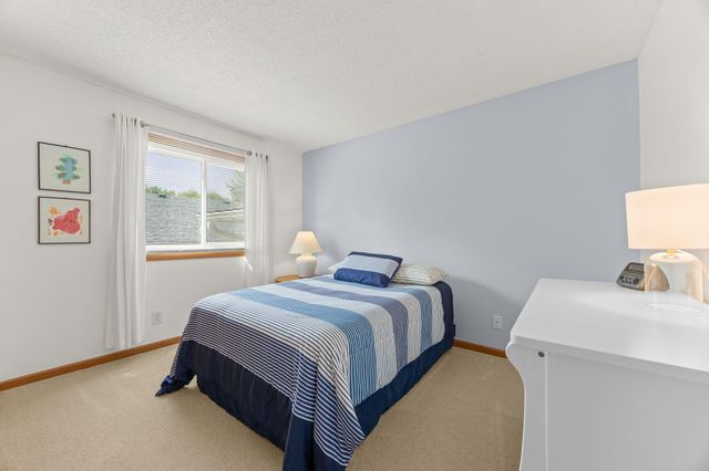4830 Valley Forge Lane N, Plymouth, MN 55442